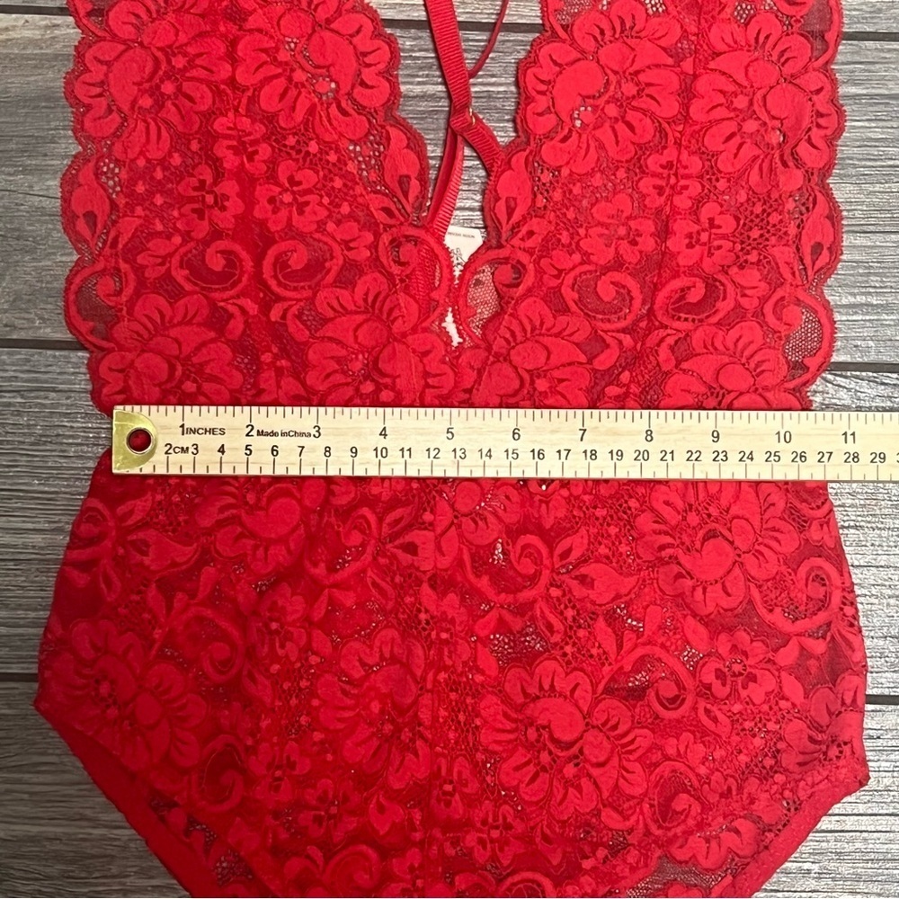 Free People X HAH Comin in Haht Lace Bodysuit Size XS Siren Red Top X-Small - Picture 10 of 13